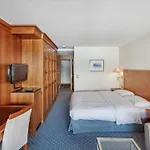 The Grand - Pop-up Self Check-in Hotel *