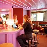 Hotel The Grand - Pop-up Self Check-in