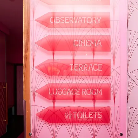 호텔 The Grand - Pop-up Self Check-in