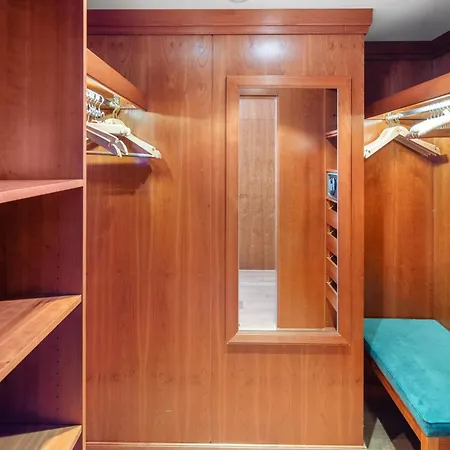 The Grand - Pop-up Self Check-in 호텔 아로사