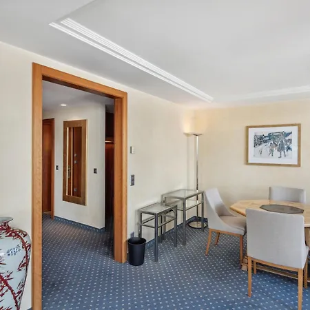 Hotel The Grand - Pop-up *