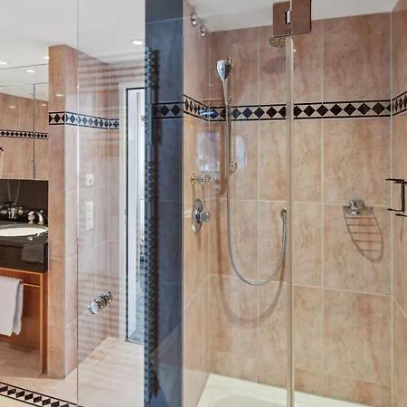 The Grand - Pop-up Self Check-in Hotel