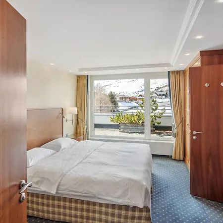 The Grand - Pop-up Self Check-in *