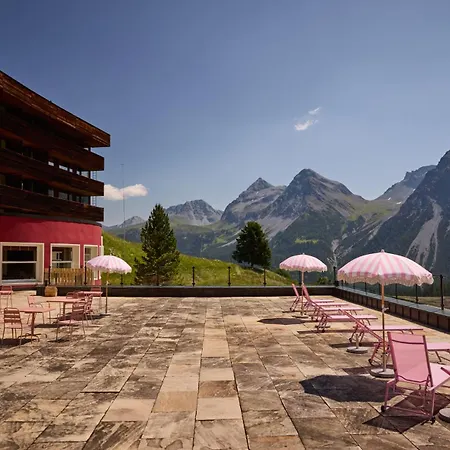 Hotel The Grand - Pop-up