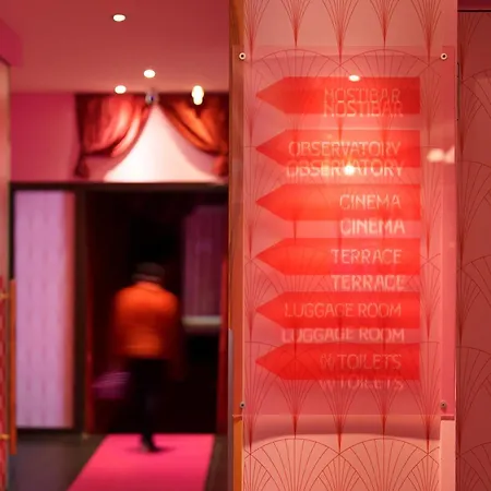 The Grand - Pop-up Self Check-in 호텔 아로사