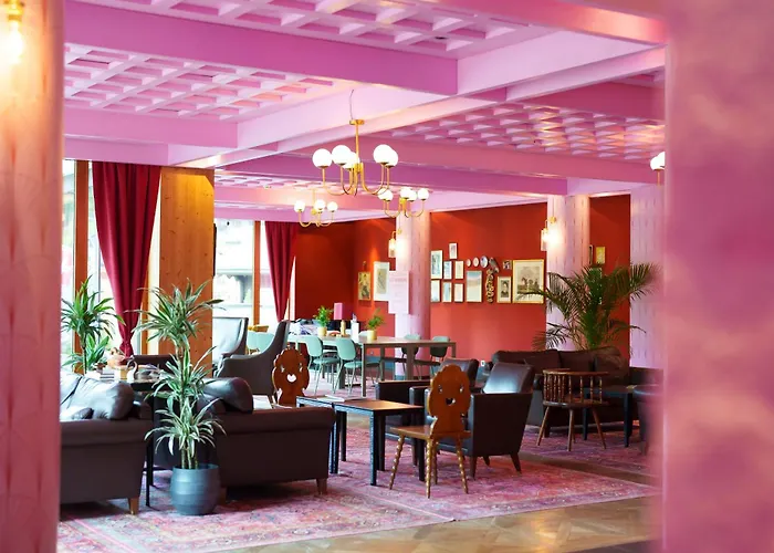 The Grand - Pop-up Self Check-in * アローザ