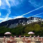Hotel The Grand - Pop-up Self Check-in Arosa