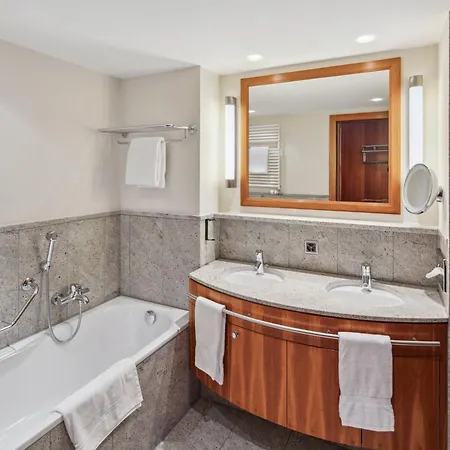 Hotel The Grand - Pop-up Self Check-in Arosa