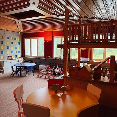 Hotel The Grand - Pop-up Self Check-in Arosa