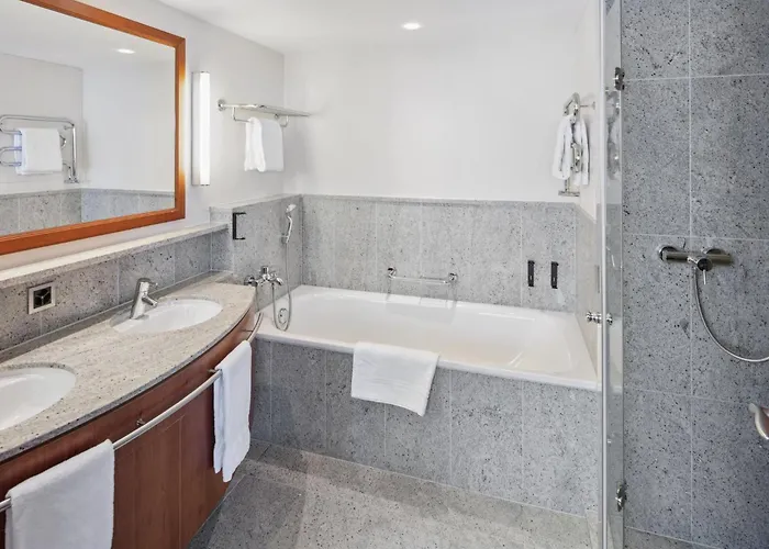 The Grand - Pop-up Self Check-in Hotel