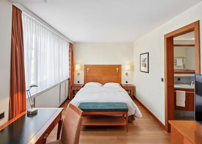 The Grand - Pop-up Self Check-in