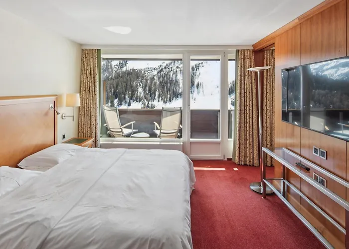 The Grand - Pop-up Self Check-in Hotel