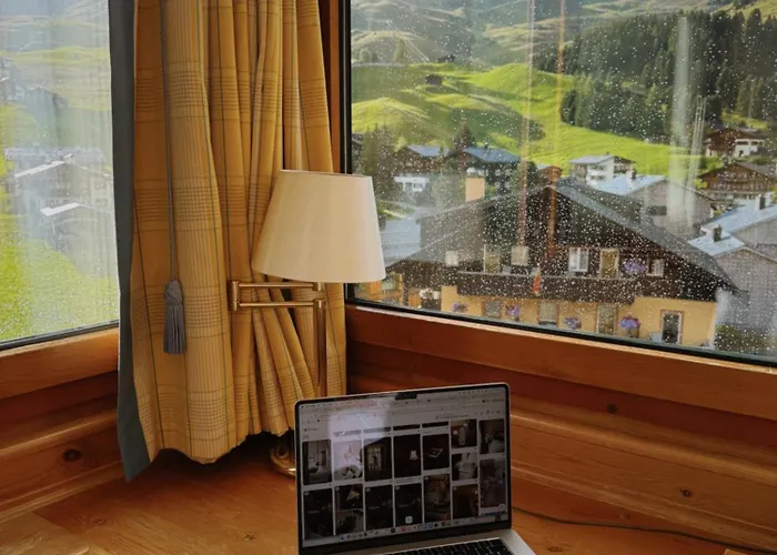 Hotel The Grand - Pop-up Self Check-in *