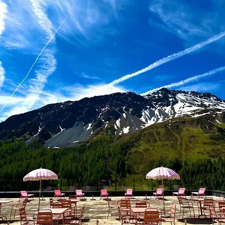 Otel The Grand - Pop-up Self Check-in Arosa
