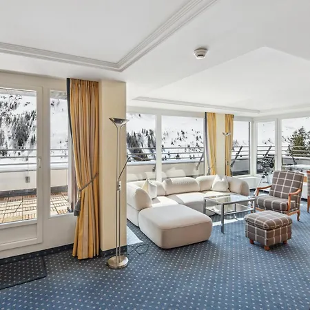 The Grand - Pop-up Hotel