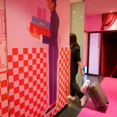 The Grand - Pop-up Self Check-in Otel *