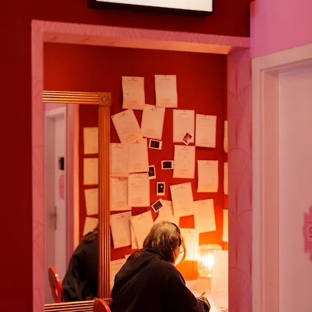 The Grand - Pop-up Self Check-in Otel